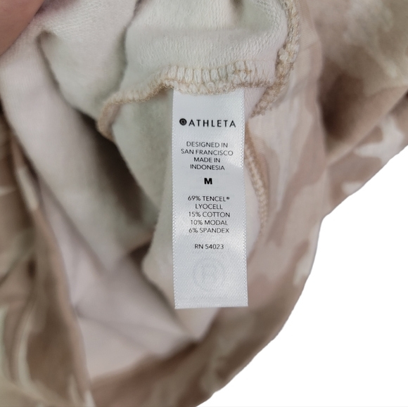 Athleta Studio to Street Printed Sweatshirt Neutral Camo Camoflage Pattern M - Picture 7 of 10